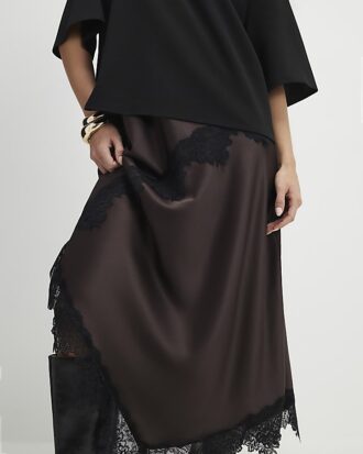 Petite brun spets hybrid-T-shirt maxiklänning