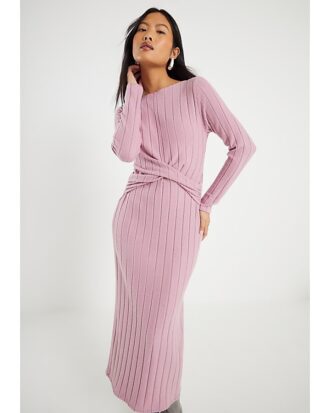 Petite rosa långärmad mysig twist-midiklänning Petite rosa långärmad mysig twist-midiklänning