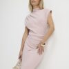 Petite rosa ärmlös mysig draperad topp