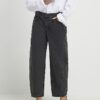 Petite svarta jeans med sömmar och barellben