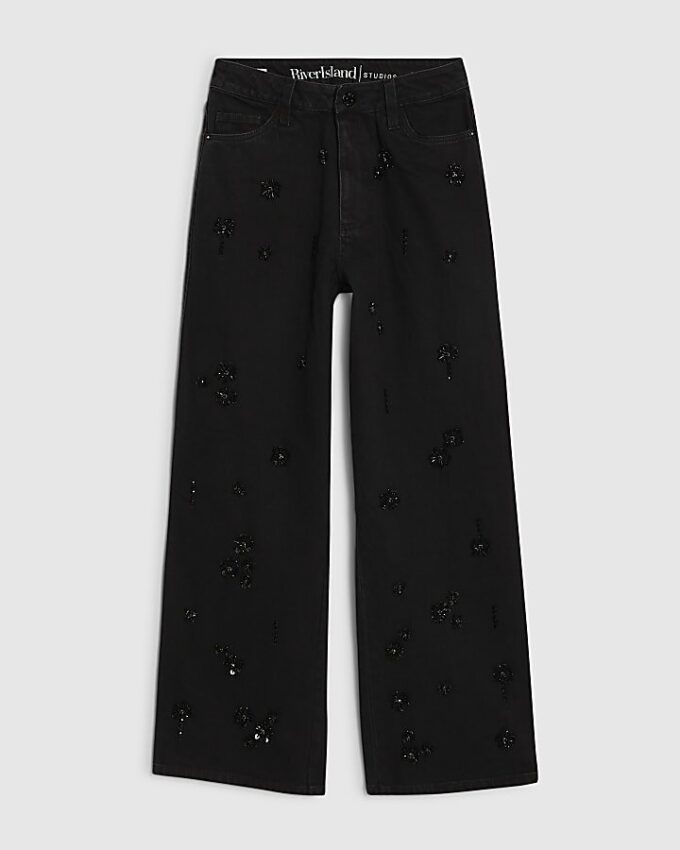 Petite svarta raka jeans med dekorationer
