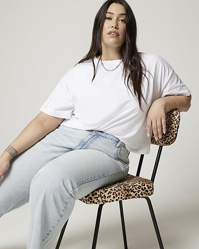 Plus blå högmidjade, avslappnade raka jeans Plus blå högmidjade, avslappnade raka jeans
