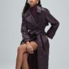 Röd oversized trenchcoat i läder