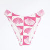 Rosa bikiniunderdel med texturerat skalprint