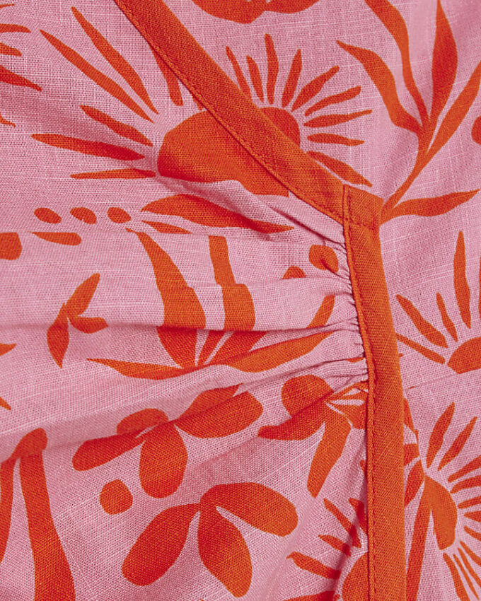 Rosa blommig mönstrad ärmlös playsuit