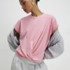 Rosa kortärmad T-shirt med vridet framstycke