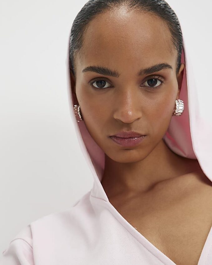 Rosa långärmad hoodie med omlottfront