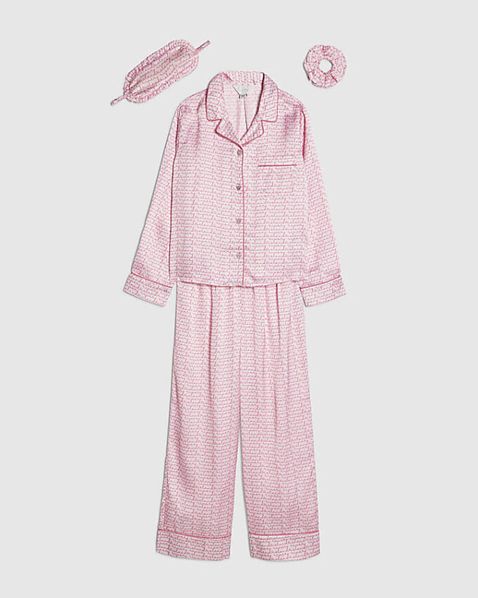 Rosa pyjamas för flickor med RI Monogram Rosa pyjamas för flickor med RI Monogram