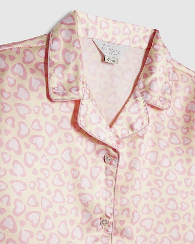 Rosa pyjamas i satin med leopardmönster för flickor