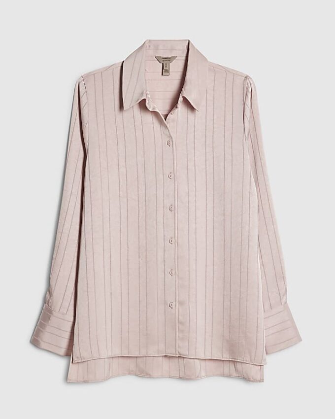 Rosa satinblus med ränder