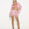Rosa shorts med broderade blommor