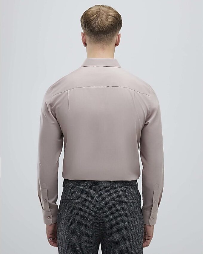 Rosa slim fit-skjorta med långa ärmar