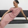 Rosa stretchig draperad midiklänning Rosa stretchig draperad midiklänning