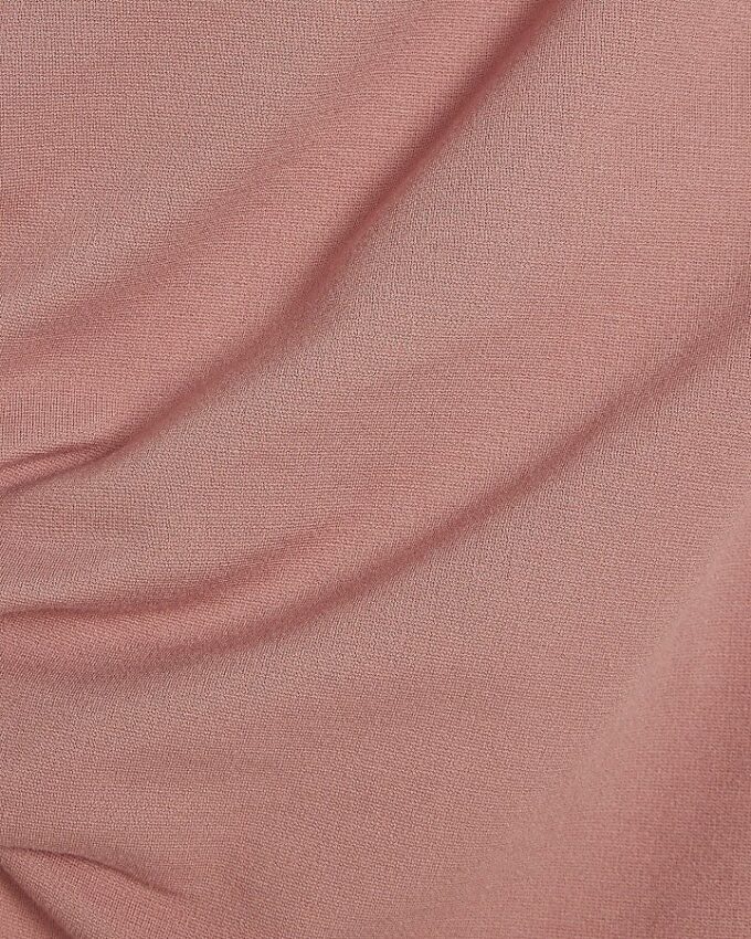 Rosa stretchig draperad midiklänning Rosa stretchig draperad midiklänning
