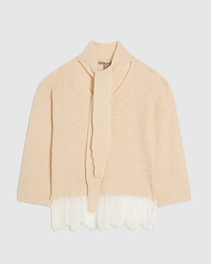 Rosa tröja med scarfhals och spetskant