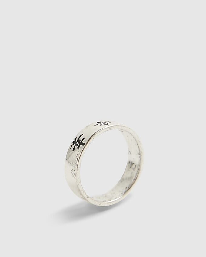 Silverfärgad japansk bandring
