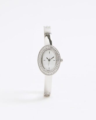 Silverklocka med smalt ovalt armband