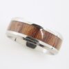 Silverring med träinlägg