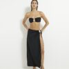 Svart bandeau-bikinitopp med nitar