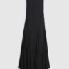 Svart bodycon-klänning med godetkjol