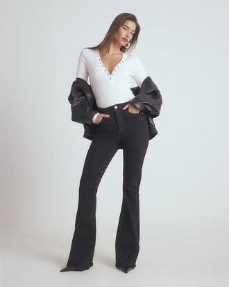 Svart högmidjad Sculpt Flare-jeans