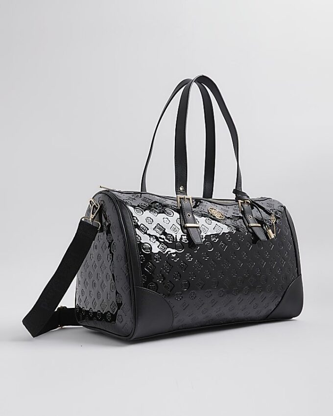Svart Holdall-väska med monogramcharm i lack