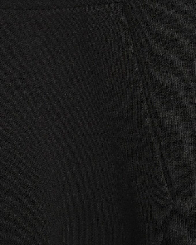 Svart hoodie i oversized-modell Svart hoodie i oversized-modell