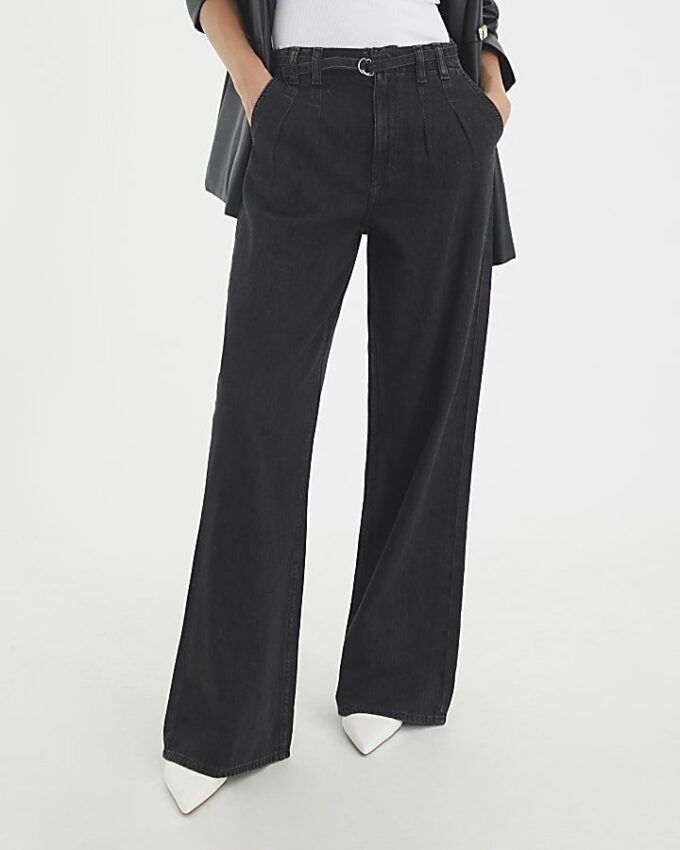 Svart jeans med hög midja, vida ben och knytning fram