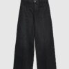 Svart jeans med sömmar och vida ben