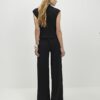 Svart jumpsuit med korta ärmar och vida ben