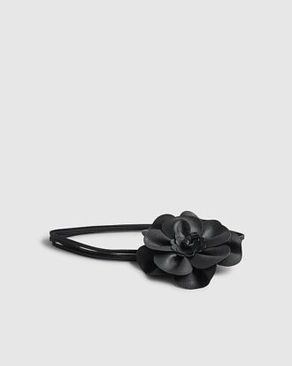 Svart korsageblombälte Svart korsageblombälte