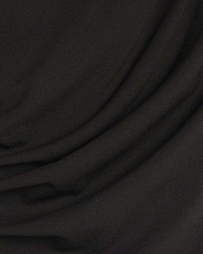 Svart kortärmad off shoulder-top med drapering