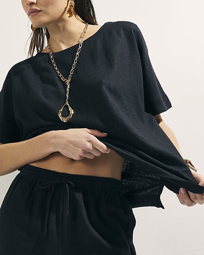 Svart kortärmad topp i linneblandning