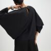 Svart långärmad batwing-top