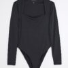 Svart långärmad bodysuit med fyrkantig halsringning