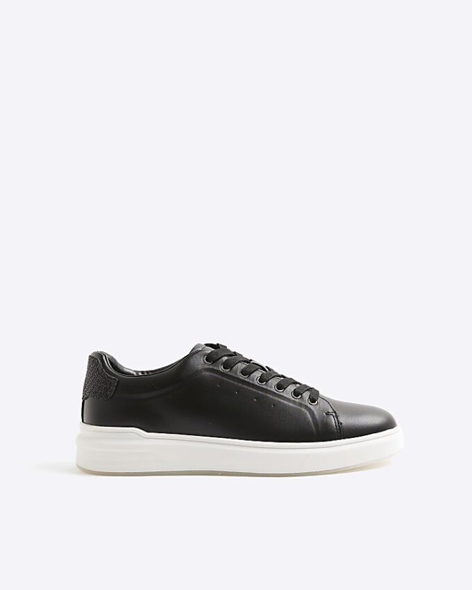Svart monogrampanel sneakers