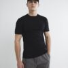 Svart muskelpassad kortärmad T-shirt Svart muskelpassad kortärmad T-shirt