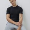 Svart muskelpassad texturerad T-shirt