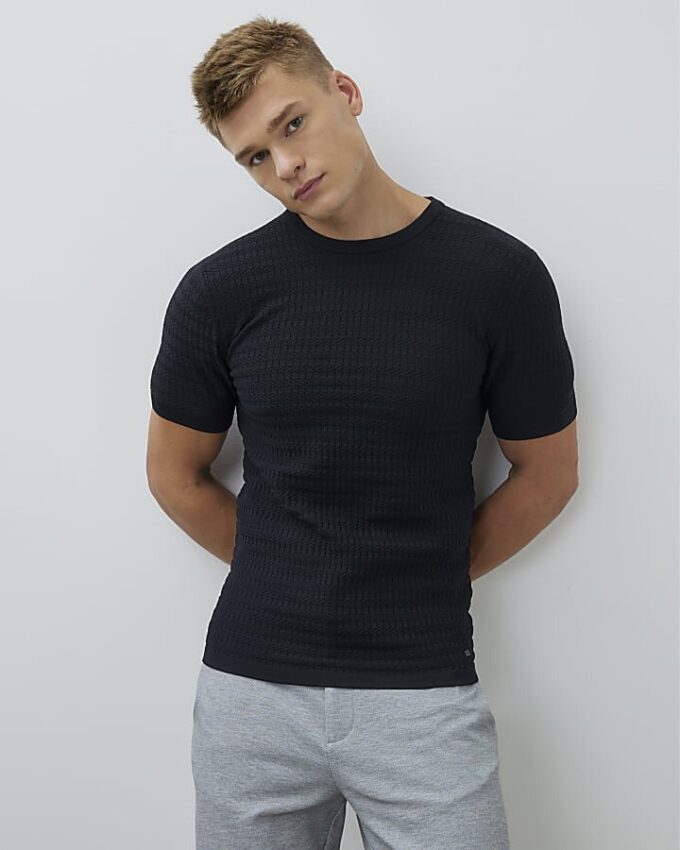 Svart muskelpassad texturerad T-shirt