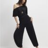 Svart off-shoulder-top med drapering