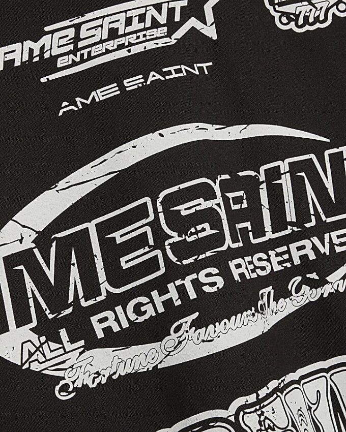 Svart oversized Ame Saint-T-shirt