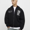 Svart oversized hoodie med japansk ormbrodyr och dragkedja
