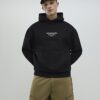 Svart oversized hoodie med Kagoshima Dragon-tryck
