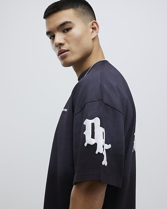 Svart oversized-passformad Dept Inc-T-shirt