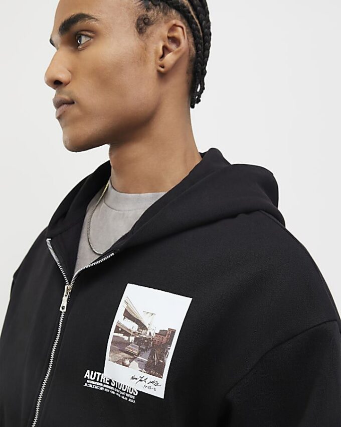Svart oversized-passformad hoodie från Autre Studios