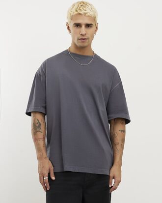 Svart oversized-passformad tvättad T-shirt