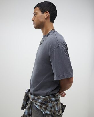 Svart oversized-passformad tvättad T-shirt
