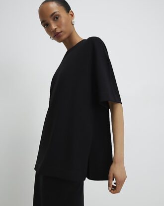 Svart premium-T-shirt i oversize-modell