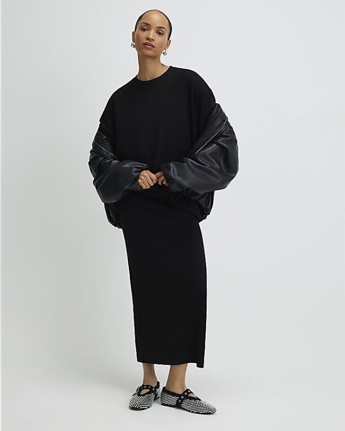Svart premium-T-shirt i oversize-modell