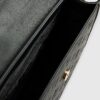 Svart präglad charm-tote